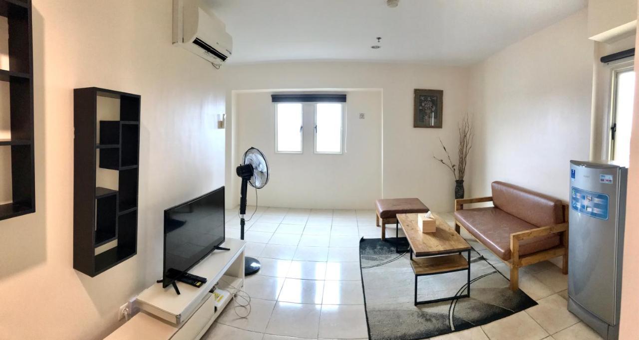 Queen Victoria Apartment Batam Luaran gambar
