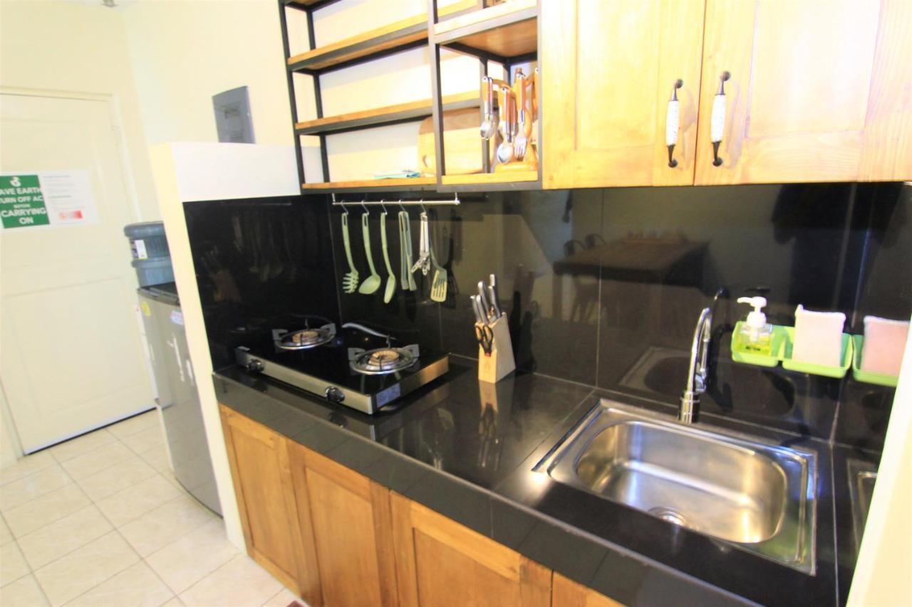 Queen Victoria Apartment Batam Luaran gambar